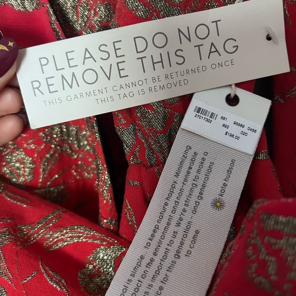 Kate Hudson Happy X Nature sustainable brand embroidered dress - Picture 7 of 13